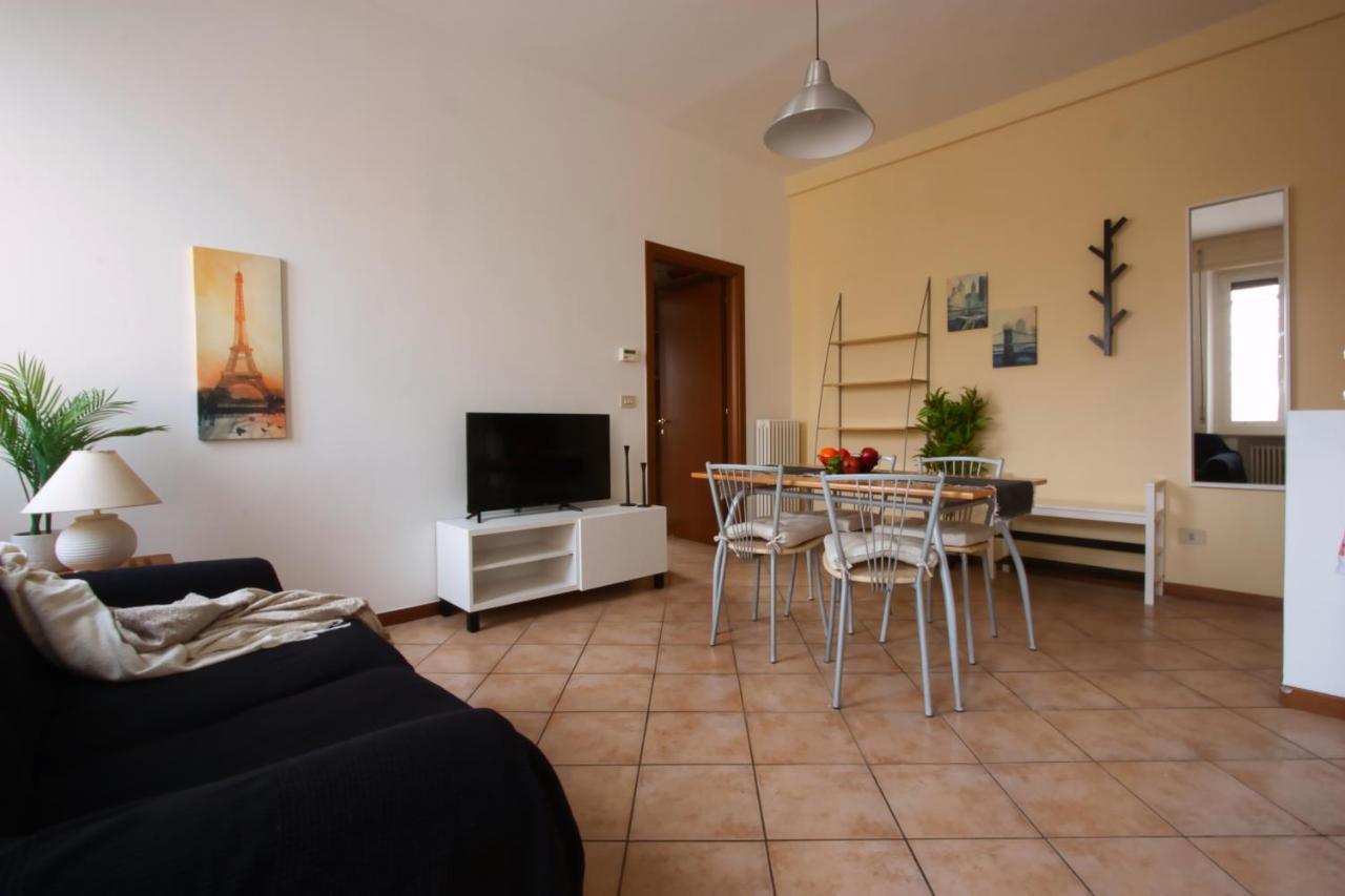 פארמה Shakira Apartments מראה חיצוני תמונה