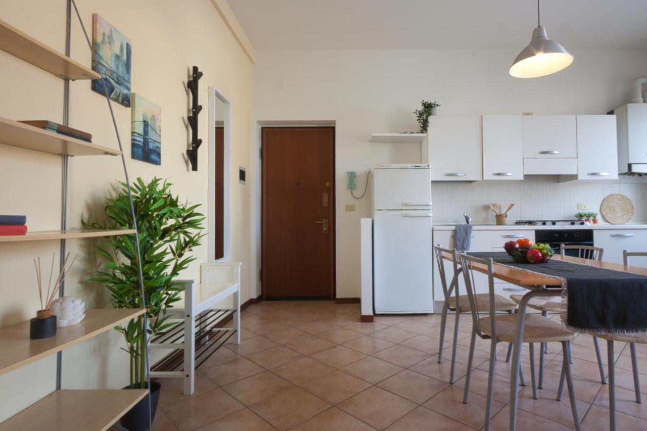 פארמה Shakira Apartments מראה חיצוני תמונה